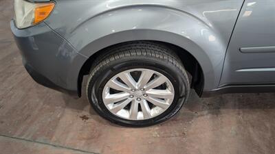 2011 Subaru Forester 2.5X Premium   - Photo 9 - Butler, PA 16001