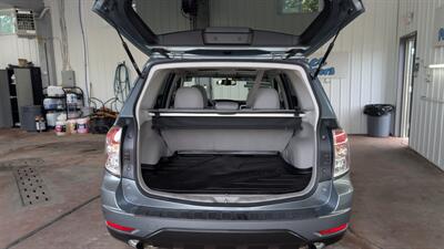 2011 Subaru Forester 2.5X Premium   - Photo 18 - Butler, PA 16001