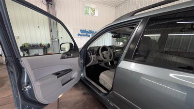 2011 Subaru Forester 2.5X Premium   - Photo 20 - Butler, PA 16001