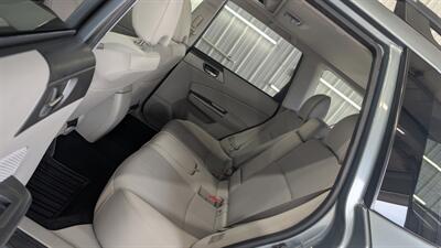 2011 Subaru Forester 2.5X Premium   - Photo 13 - Butler, PA 16001