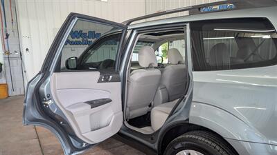 2011 Subaru Forester 2.5X Premium   - Photo 12 - Butler, PA 16001