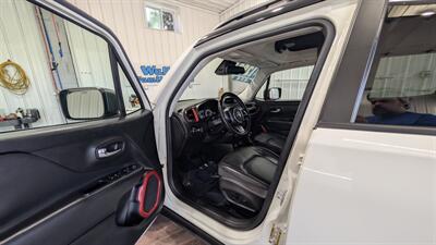 2016 Jeep Renegade Trailhawk   - Photo 20 - Butler, PA 16001