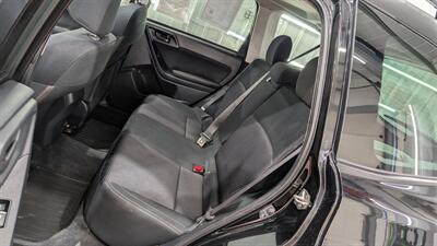 2017 Subaru Forester 2.5i Premium   - Photo 13 - Butler, PA 16001