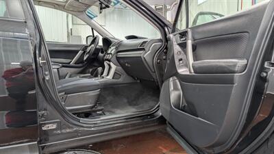2017 Subaru Forester 2.5i Premium   - Photo 15 - Butler, PA 16001