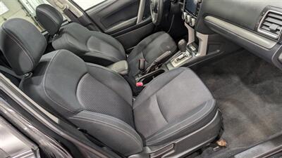 2017 Subaru Forester 2.5i Premium   - Photo 16 - Butler, PA 16001