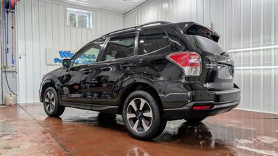 2017 Subaru Forester 2.5i Premium   - Photo 3 - Butler, PA 16001