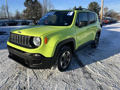 2018 Jeep Renegade Sport   - Photo 2 - Butler, PA 16001