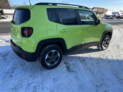 2018 Jeep Renegade Sport   - Photo 5 - Butler, PA 16001