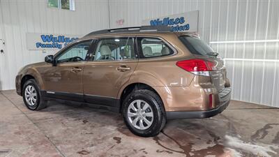 2012 Subaru Outback 2.5i   - Photo 3 - Butler, PA 16001