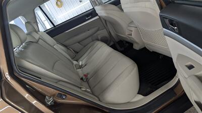 2012 Subaru Outback 2.5i   - Photo 17 - Butler, PA 16001