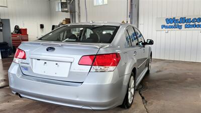 2014 Subaru Legacy 2.5i Premium   - Photo 4 - Butler, PA 16001