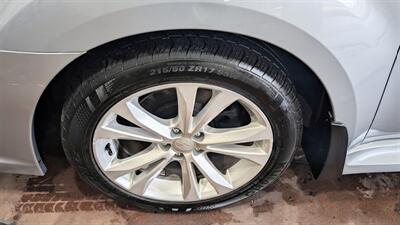 2014 Subaru Legacy 2.5i Premium   - Photo 9 - Butler, PA 16001