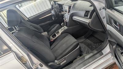 2014 Subaru Legacy 2.5i Premium   - Photo 15 - Butler, PA 16001