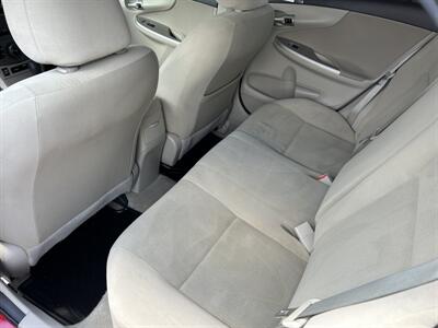 2013 Toyota Corolla LE   - Photo 12 - Butler, PA 16001