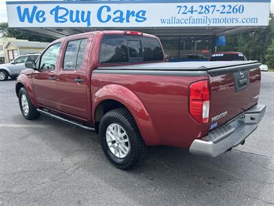 2017 Nissan Frontier SV   - Photo 3 - Butler, PA 16001