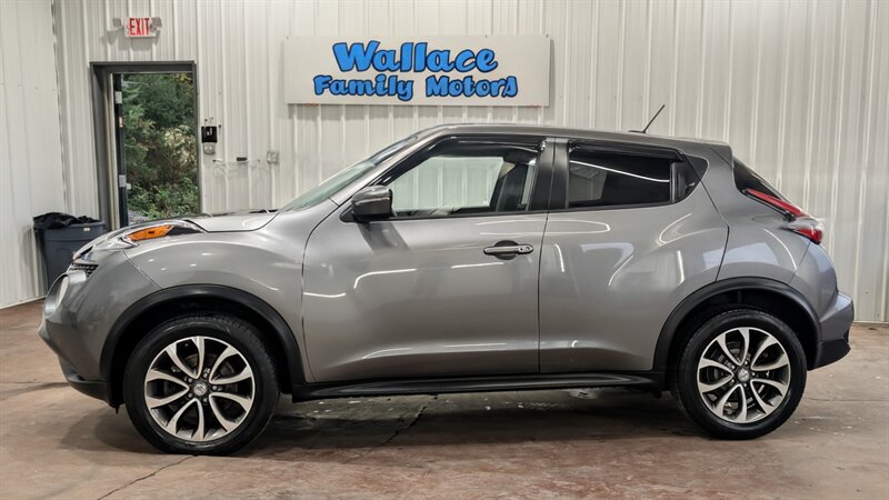 2017 Nissan Juke SV   - Photo 1 - Butler, PA 16001