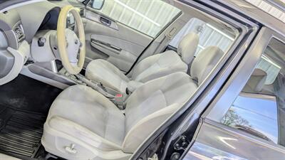 2013 Subaru Forester 2.5X Premium   - Photo 11 - Butler, PA 16001