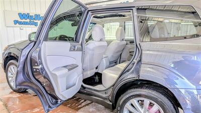 2013 Subaru Forester 2.5X Premium   - Photo 12 - Butler, PA 16001