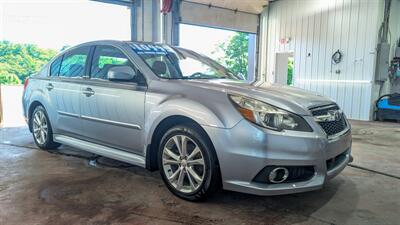 2014 Subaru Legacy 2.5i Premium   - Photo 6 - Butler, PA 16001