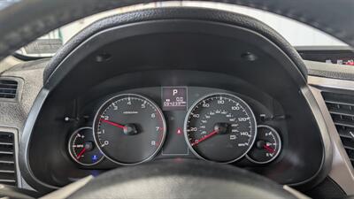 2014 Subaru Legacy 2.5i Premium   - Photo 19 - Butler, PA 16001