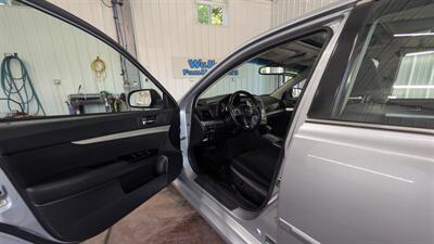 2014 Subaru Legacy 2.5i Premium   - Photo 20 - Butler, PA 16001