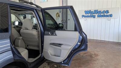 2013 Subaru Forester 2.5X Premium   - Photo 16 - Butler, PA 16001