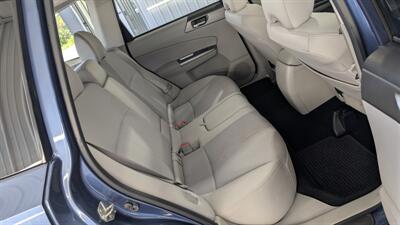 2013 Subaru Forester 2.5X Premium   - Photo 17 - Butler, PA 16001