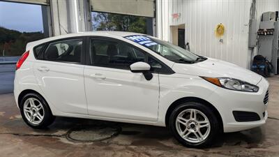 2018 Ford Fiesta SE   - Photo 5 - Butler, PA 16001