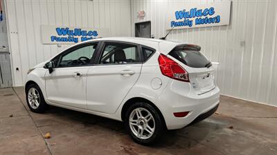 2018 Ford Fiesta SE   - Photo 3 - Butler, PA 16001