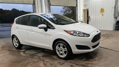 2018 Ford Fiesta SE   - Photo 6 - Butler, PA 16001