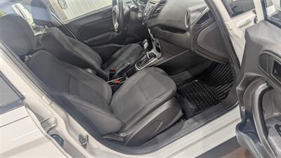 2018 Ford Fiesta SE   - Photo 15 - Butler, PA 16001