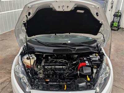 2018 Ford Fiesta SE   - Photo 9 - Butler, PA 16001