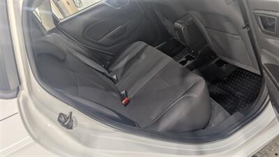 2018 Ford Fiesta SE   - Photo 17 - Butler, PA 16001