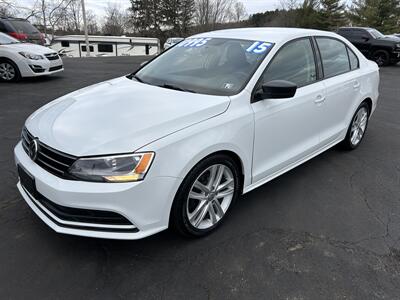 2015 Volkswagen Jetta S   - Photo 2 - Butler, PA 16001