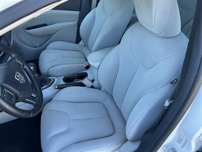2013 Dodge Dart SXT   - Photo 11 - Butler, PA 16001