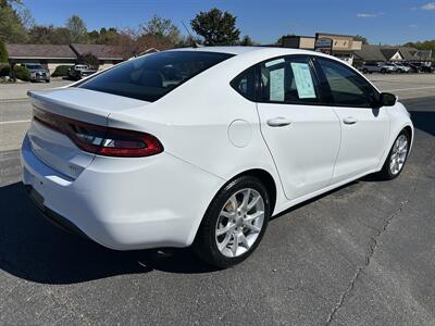 2013 Dodge Dart SXT   - Photo 5 - Butler, PA 16001