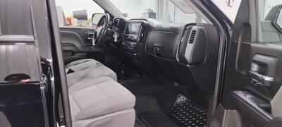 2018 Chevrolet Silverado 1500 Custom   - Photo 17 - Butler, PA 16001