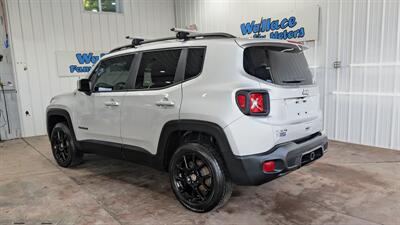 2019 Jeep Renegade Latitude   - Photo 3 - Butler, PA 16001