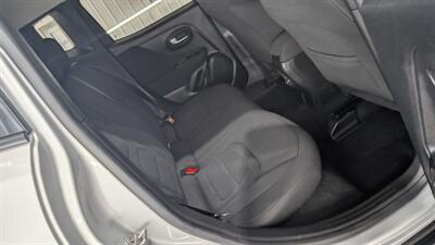 2019 Jeep Renegade Latitude   - Photo 17 - Butler, PA 16001