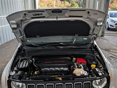 2019 Jeep Renegade Latitude   - Photo 8 - Butler, PA 16001