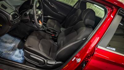 2018 Hyundai ELANTRA GT   - Photo 11 - Butler, PA 16001