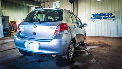 2011 Toyota Yaris   - Photo 4 - Butler, PA 16001