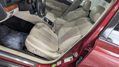 2014 Subaru Outback 2.5i Limited   - Photo 11 - Butler, PA 16001