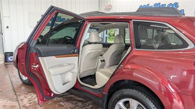 2014 Subaru Outback 2.5i Limited   - Photo 12 - Butler, PA 16001