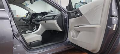 2014 Honda Accord LX   - Photo 13 - Butler, PA 16001