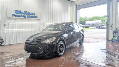 2017 Toyota Yaris iA   - Photo 2 - Butler, PA 16001