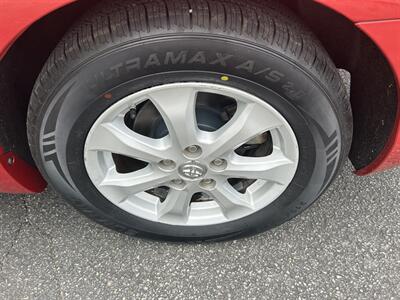 2010 Toyota Camry LE   - Photo 14 - Butler, PA 16001