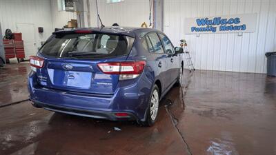 2018 Subaru Impreza 2.0i   - Photo 4 - Butler, PA 16001