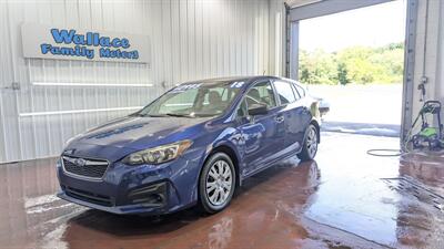 2018 Subaru Impreza 2.0i   - Photo 2 - Butler, PA 16001