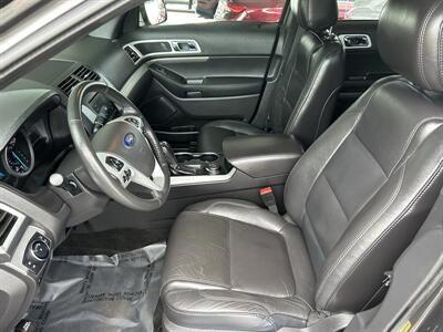 2015 Ford Explorer XLT   - Photo 7 - Butler, PA 16001